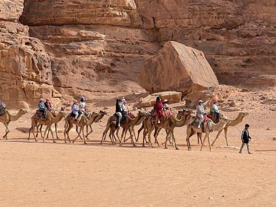 Wadi Rum Fun Time Tour'S Екстериор снимка