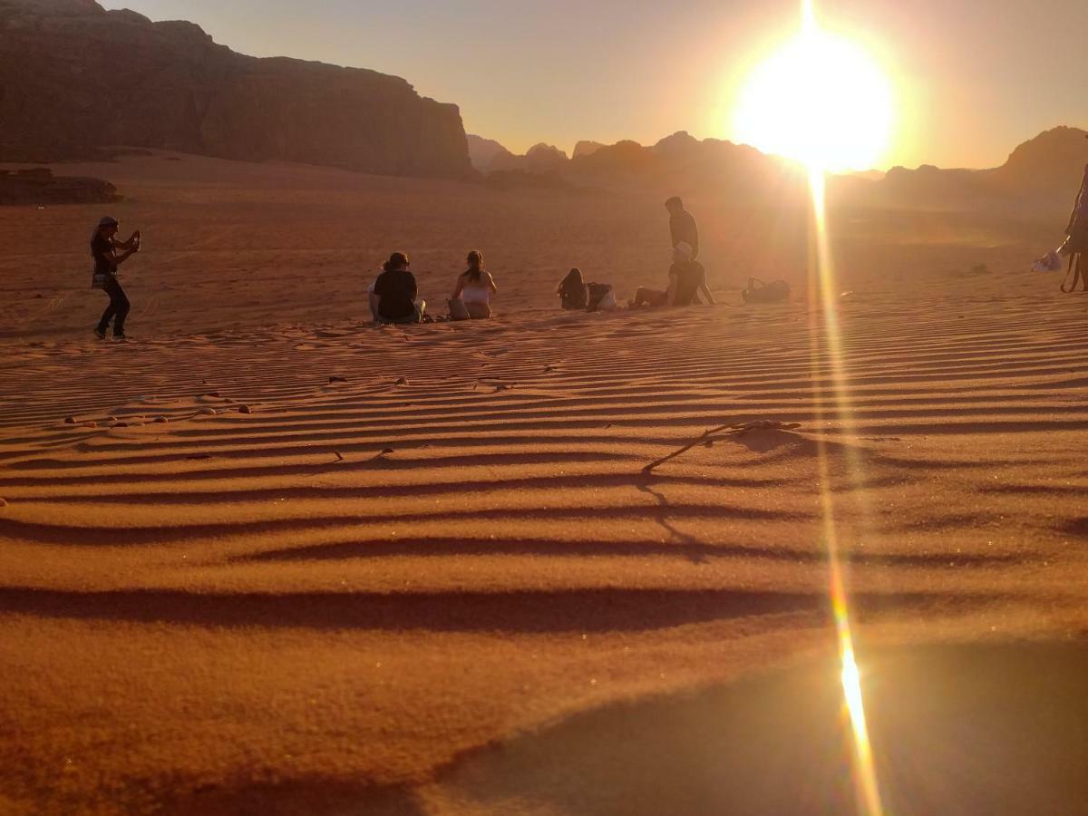 Wadi Rum Fun Time Tour'S Екстериор снимка